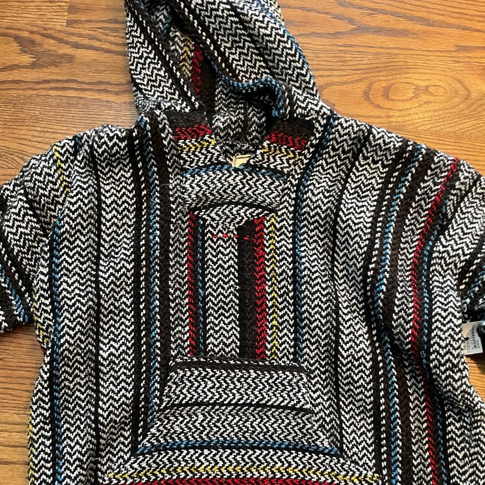 NWT Woven Hoodie Drug Rug